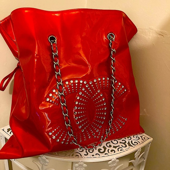Chanel Tote - Picture 1 of 8
